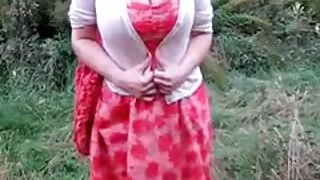সেক্সি আনা ক্লেয়ার ক্লাউডস এবং ব্রাজার্সের কোকো লাভলকের ইংলিশ চুদাচুদি ভিডিও সাথে রান্নাঘরের ভিডিও